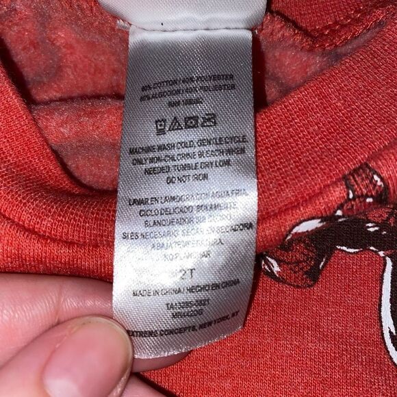 5 For $25 Marvel Comics Spiderman Fleece Crew Neck Sweatshirt Toddler Size 2T - Picture 2 of 4